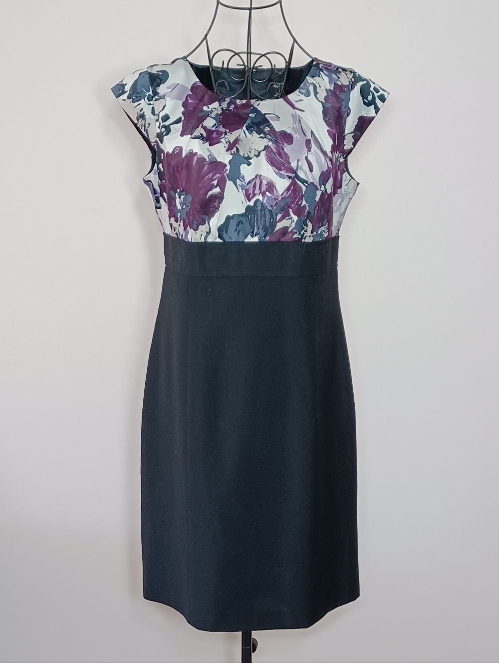 Ann Taylor Floral & Black Colorblock Sheath Dress- Size 6P